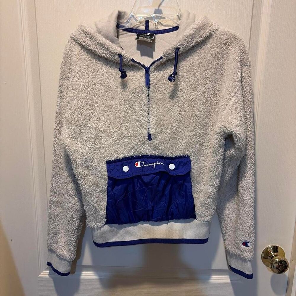 Champion Women's Grey and Cream Hoodie